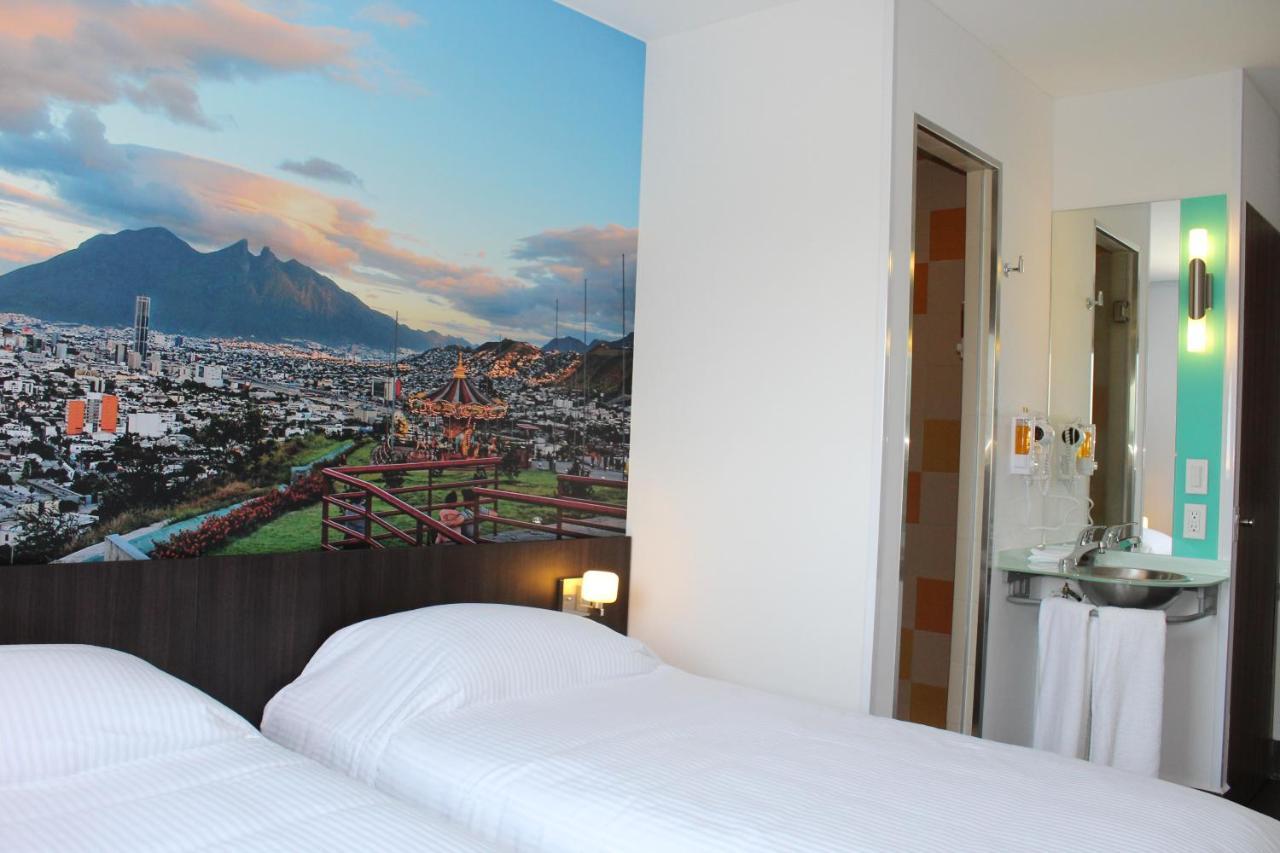 Hotel Hi! Fundidora Monterrey Exterior photo