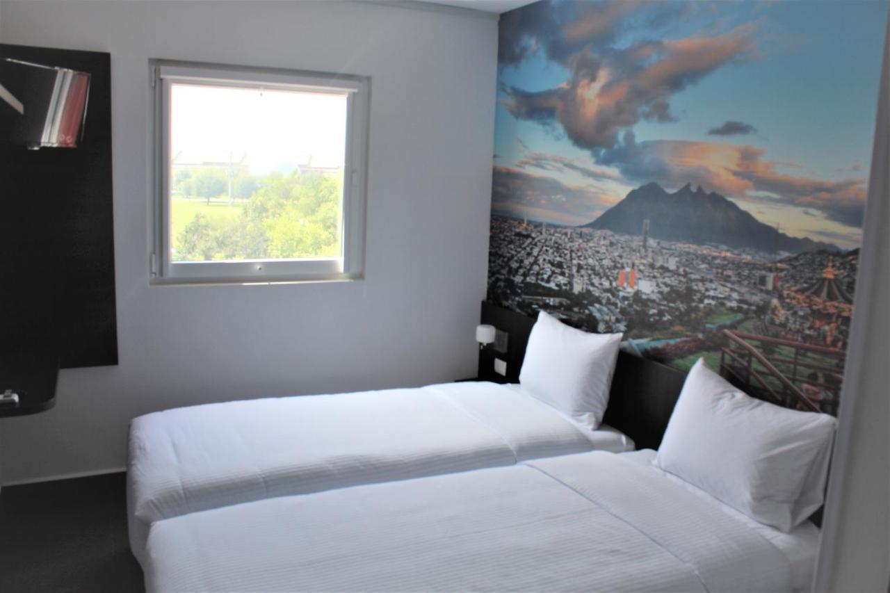 Hotel Hi! Fundidora Monterrey Exterior photo